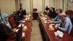 نشست مدیریت دانشجویان شاهد و ایثارگر با دانشکده داروسازی پردیس بین الملل