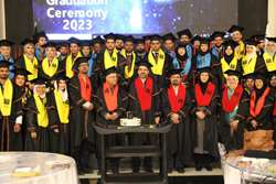 جشن دانش‌آموختگی فارغ‌التحصیلان بین‌الملل دانشگاه علوم پزشکی تهران، برگزار شد