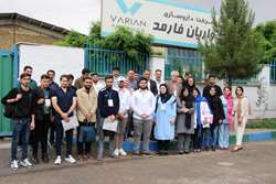 دانشجویان داروسازی دانشگاه علوم پزشکی تهران از کارخانه‌های گروه دارویی گلرنگ بازدید کردند