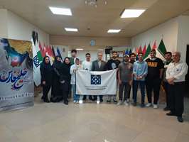 پیاده روی اساتید و دانشجویان پردیس بین الملل کیش دانشگاه علوم پزشکی تهران به مناسبت روز ملی خلیج فارس