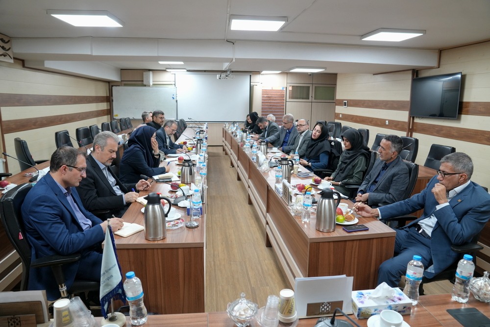 تاکید بر توسعه تعاملات بین‌المللی و ارتقای رنکینگ؛ نشست مشترک معاونت بین‌الملل دانشگاه‌های تهران و علوم پزشکی تهران